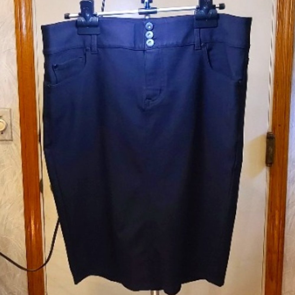 Torrid Black Pencil Skirt